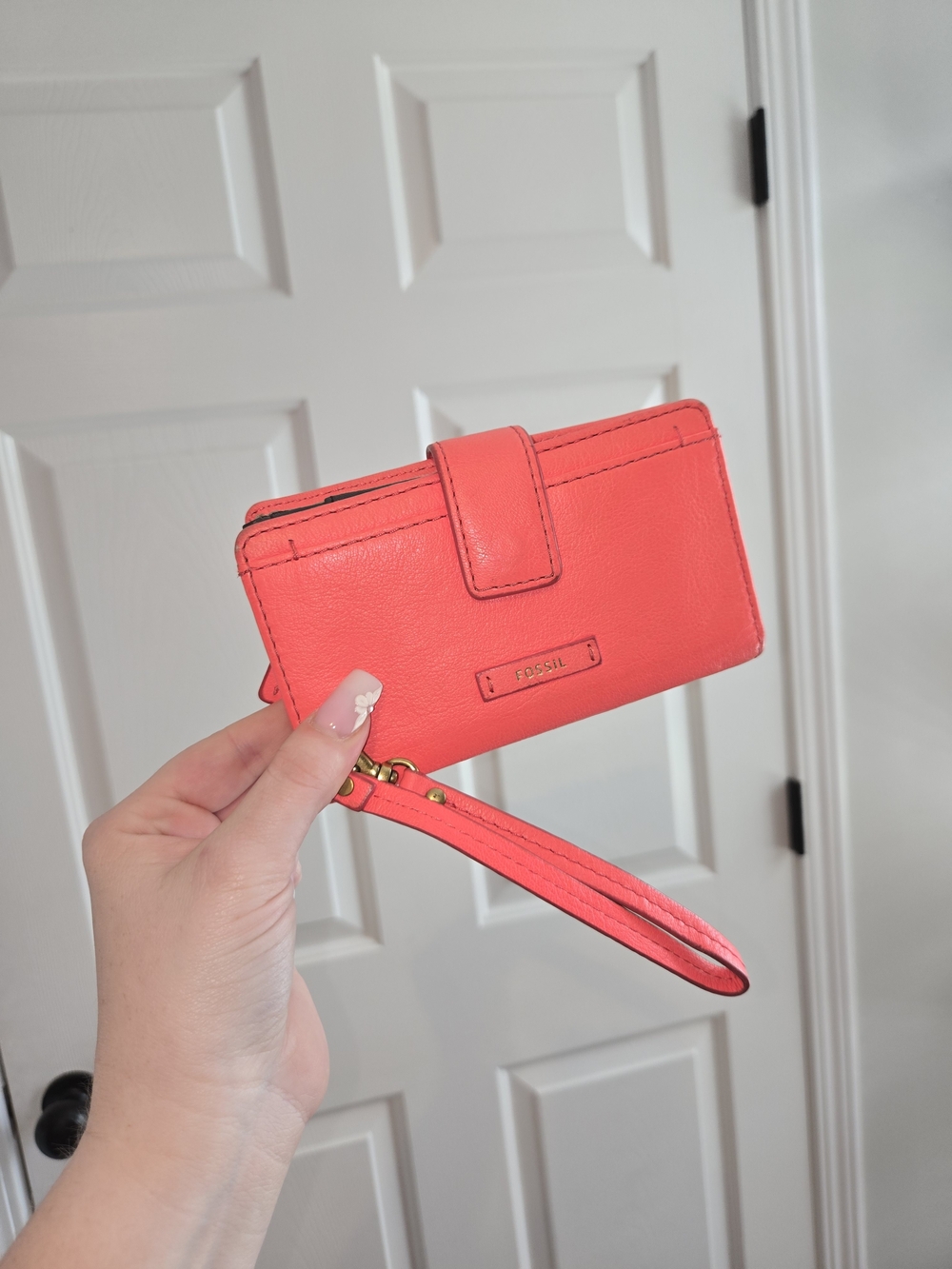 Fossil Coral Pink Leather Wristlet Wallet